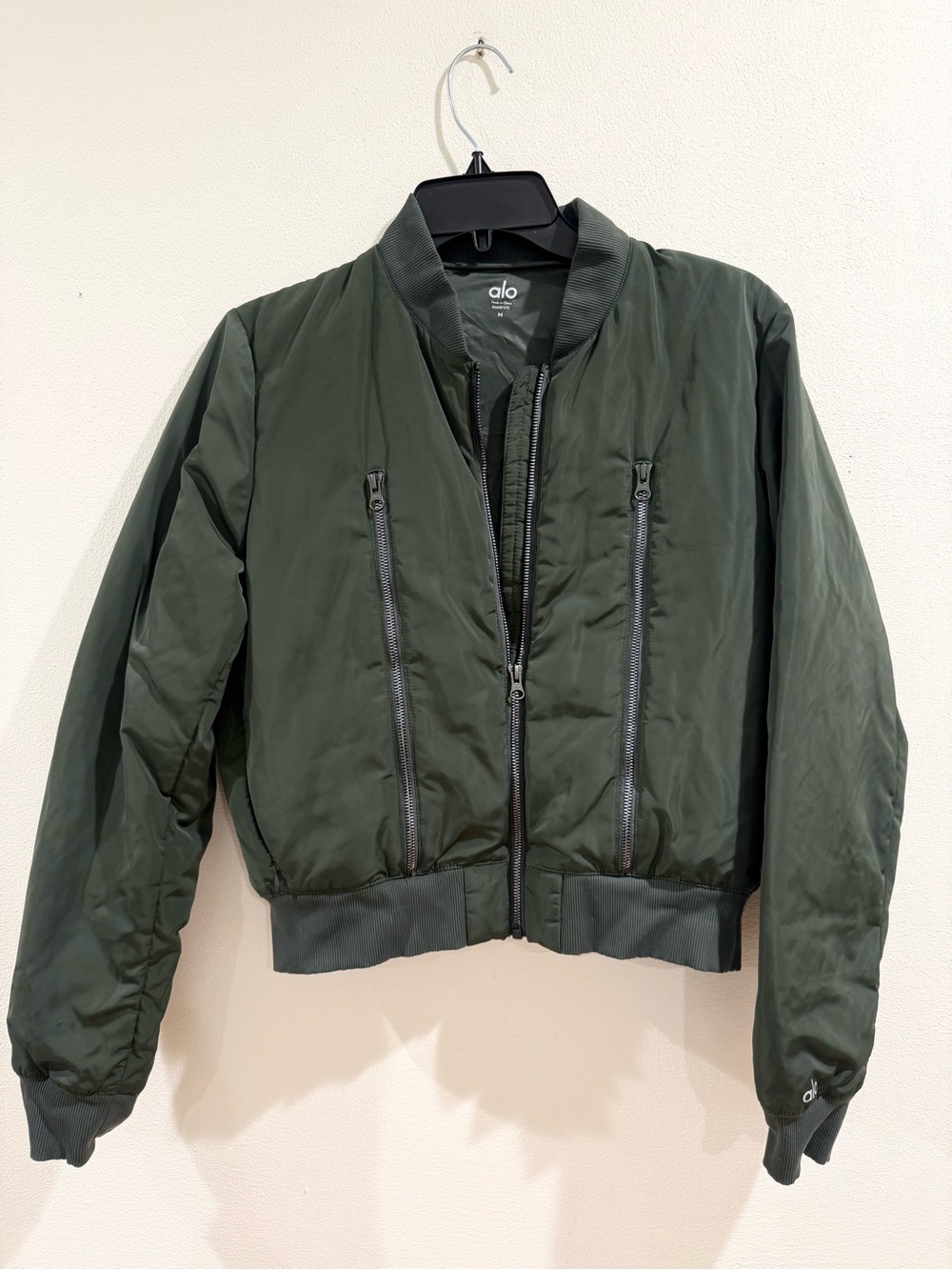 Alo Yoga Off Duty Bomber Jacket Medium